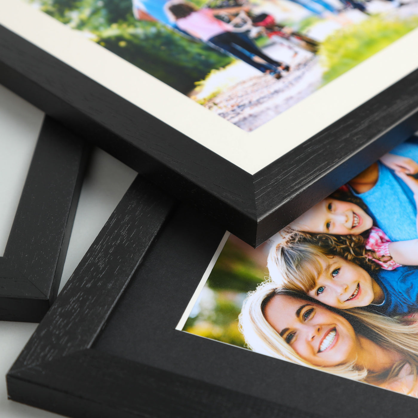 20x16 Classic Black Picture Frame with a 16x12 Mount
