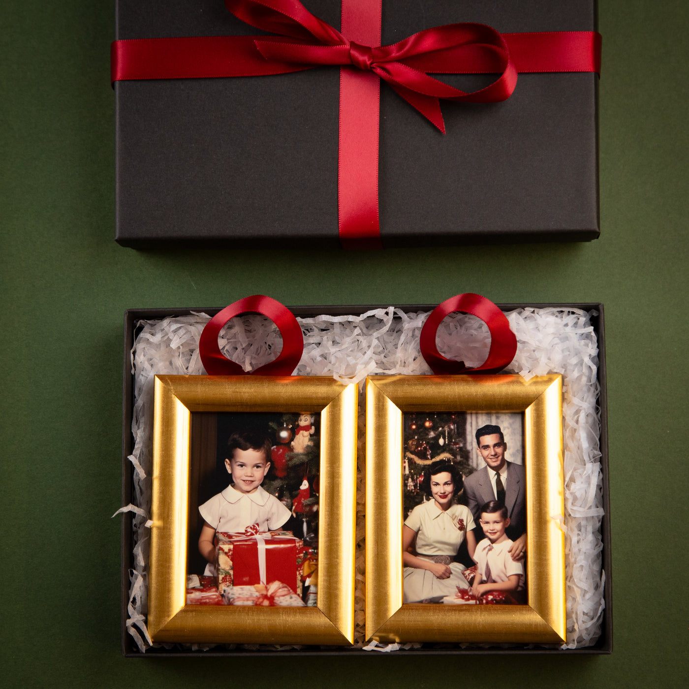 Ornament Photo Frame - The Duo