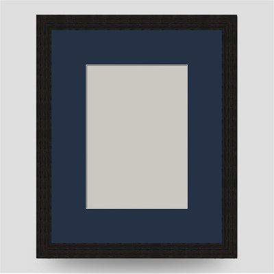 10x8 Classic Black Picture Frame with a 7x5 Mount