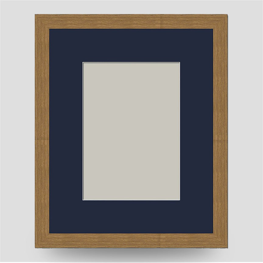 10x8 Classic Oak Style Frame with 7x5 Mount
