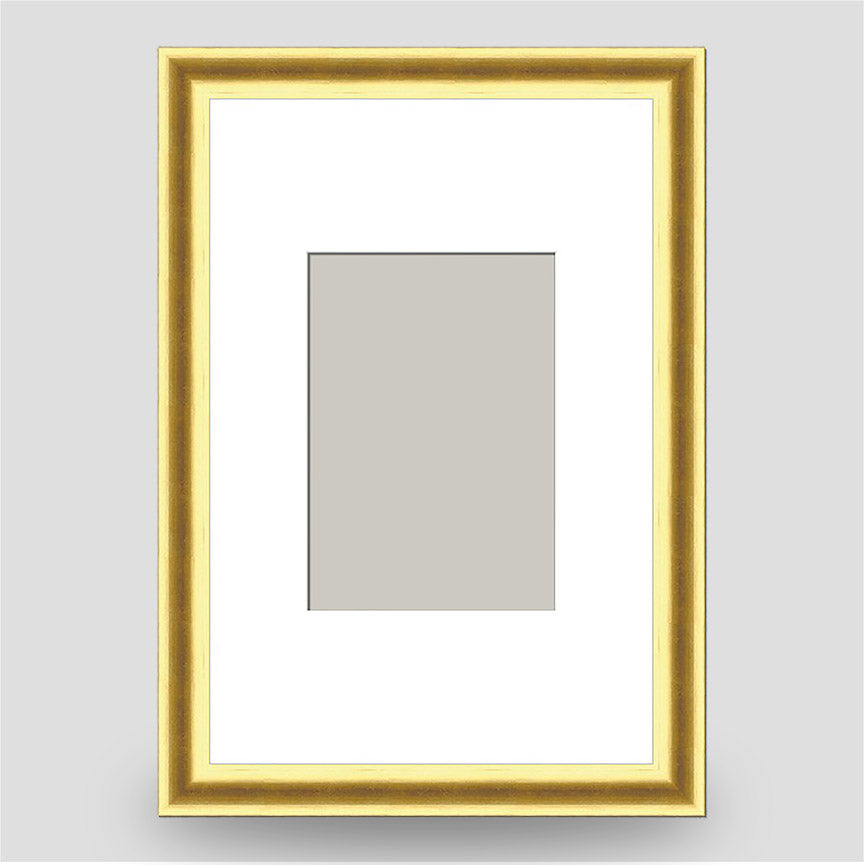 6x4 Thin Gold Cushion Picture Frame with a 3.5x2.5 Mount
